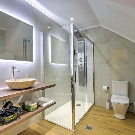 Gaia Apartment *